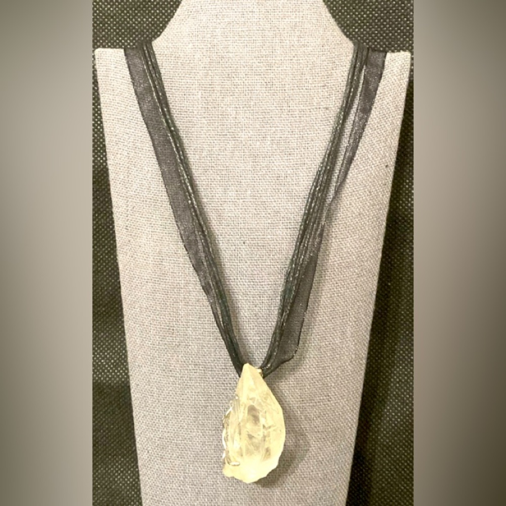 Vintage Madagascar Genuine Clear Quartz Crystal necklace on 925 sterling pendant
